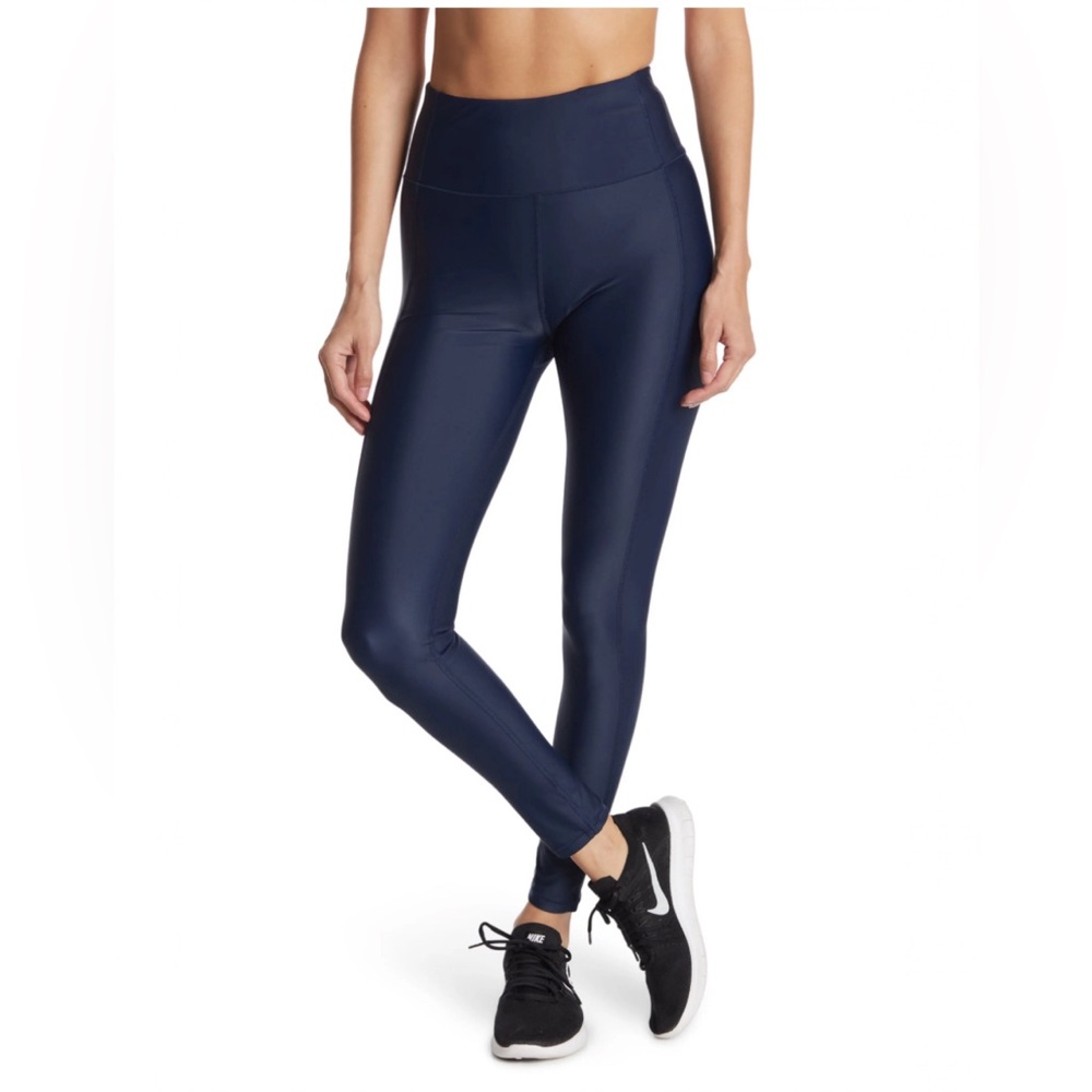 Sweaty Betty high shine full length leggings in navy blue. Size M